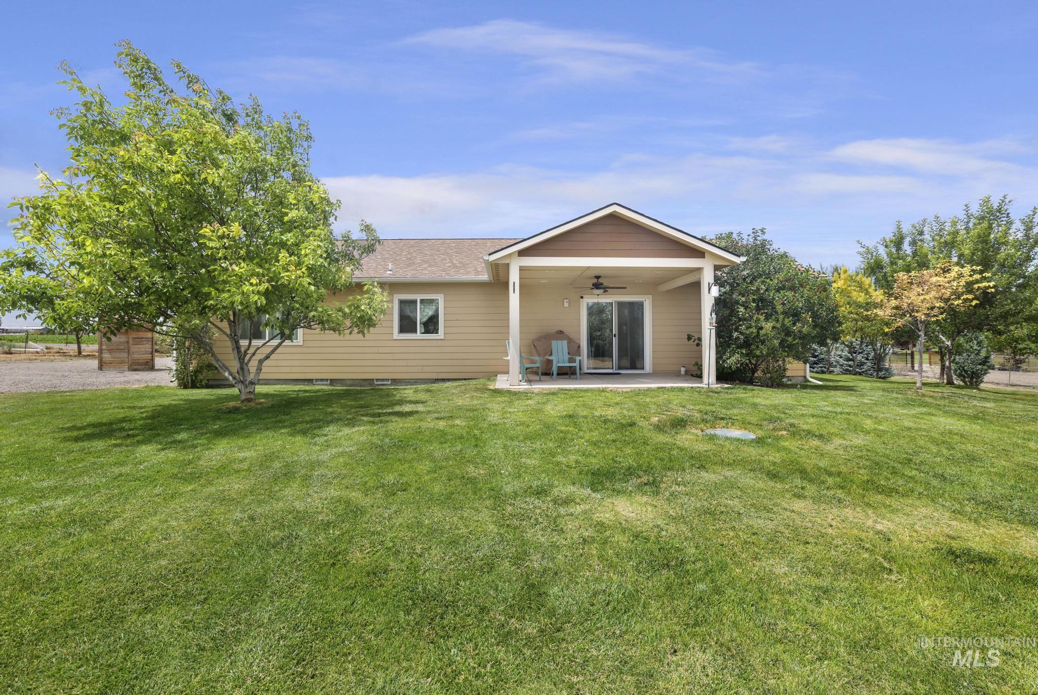 3388 N 3065 E, Twin Falls, Idaho 83301, 3 Bedrooms, 2 Bathrooms, Residential For Sale, Price $550,000,MLS 98992737