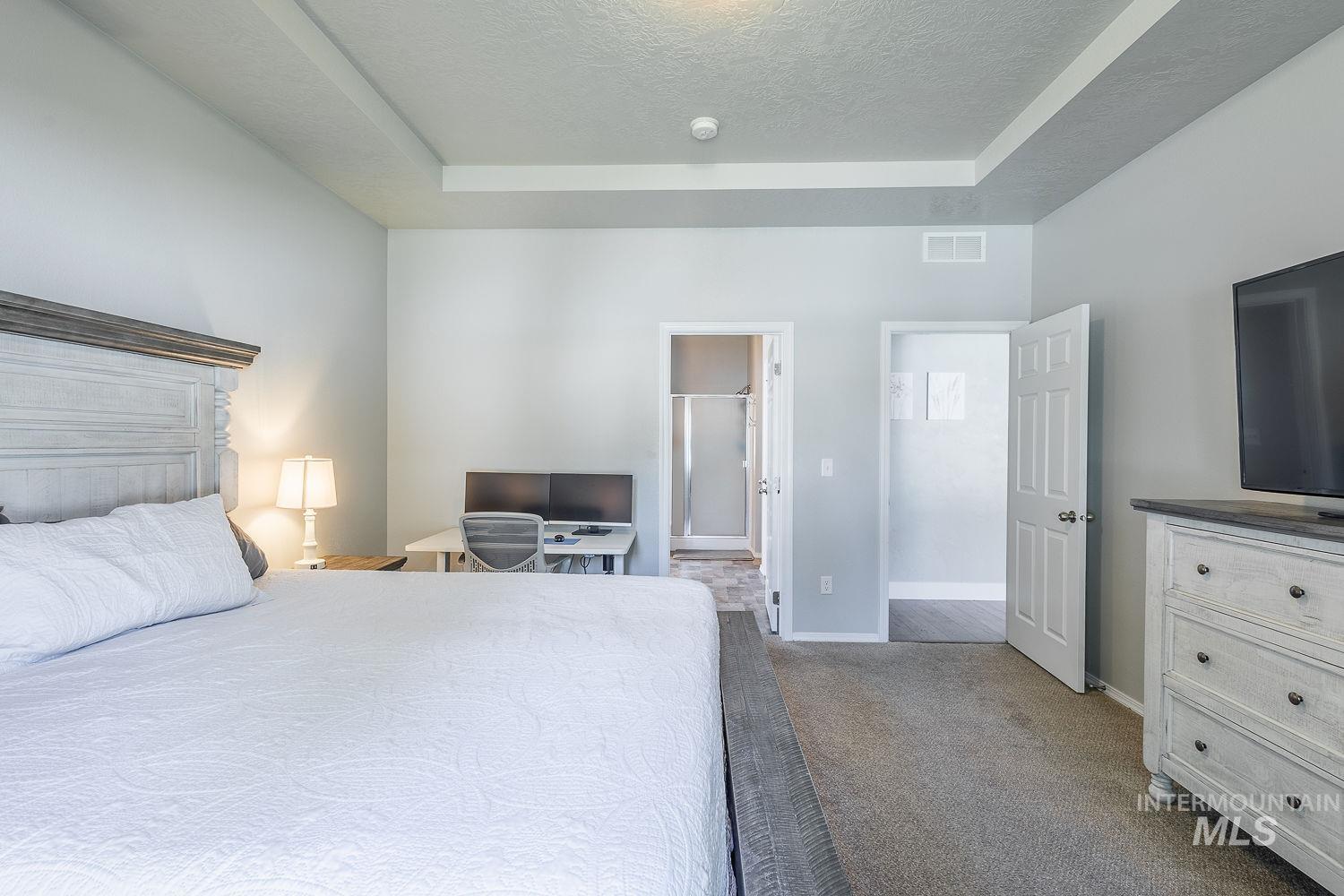 4513 S Dazzle Ave, Meridian, Idaho 83462, 3 Bedrooms, 2 Bathrooms, Residential For Sale, Price $520,000,MLS 98992738
