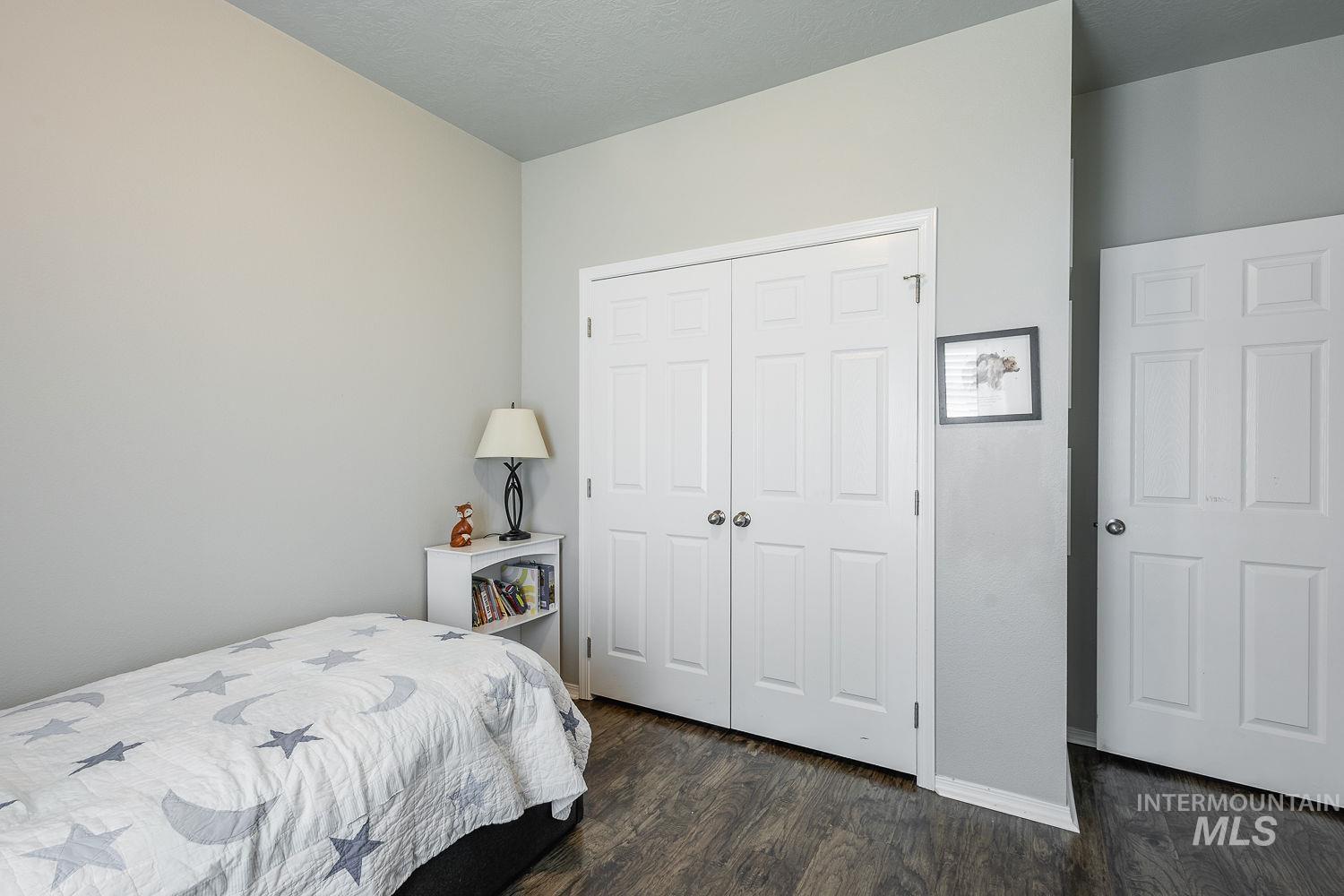 4513 S Dazzle Ave, Meridian, Idaho 83462, 3 Bedrooms, 2 Bathrooms, Residential For Sale, Price $520,000,MLS 98992738