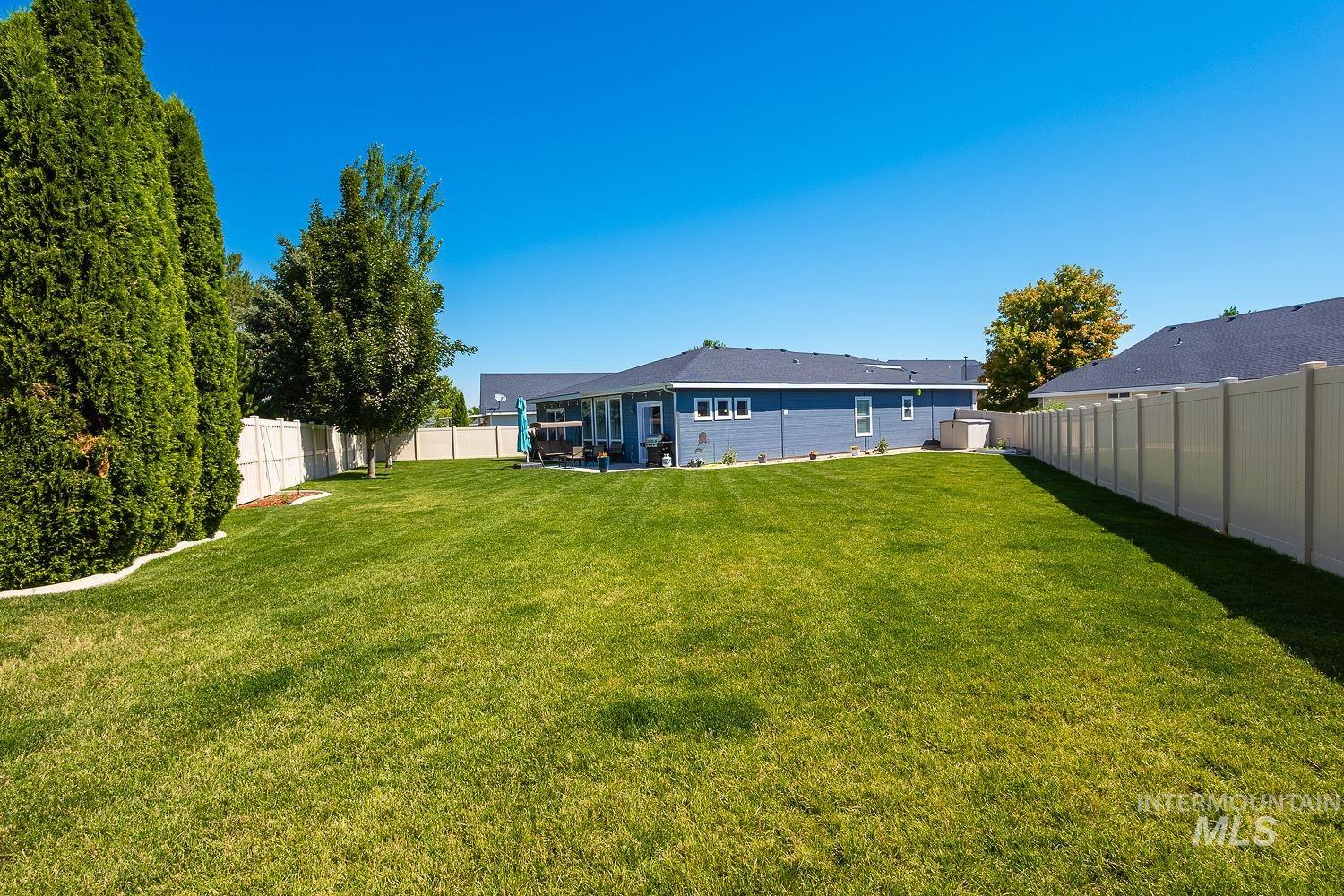 4513 S Dazzle Ave, Meridian, Idaho 83462, 3 Bedrooms, 2 Bathrooms, Residential For Sale, Price $520,000,MLS 98992738