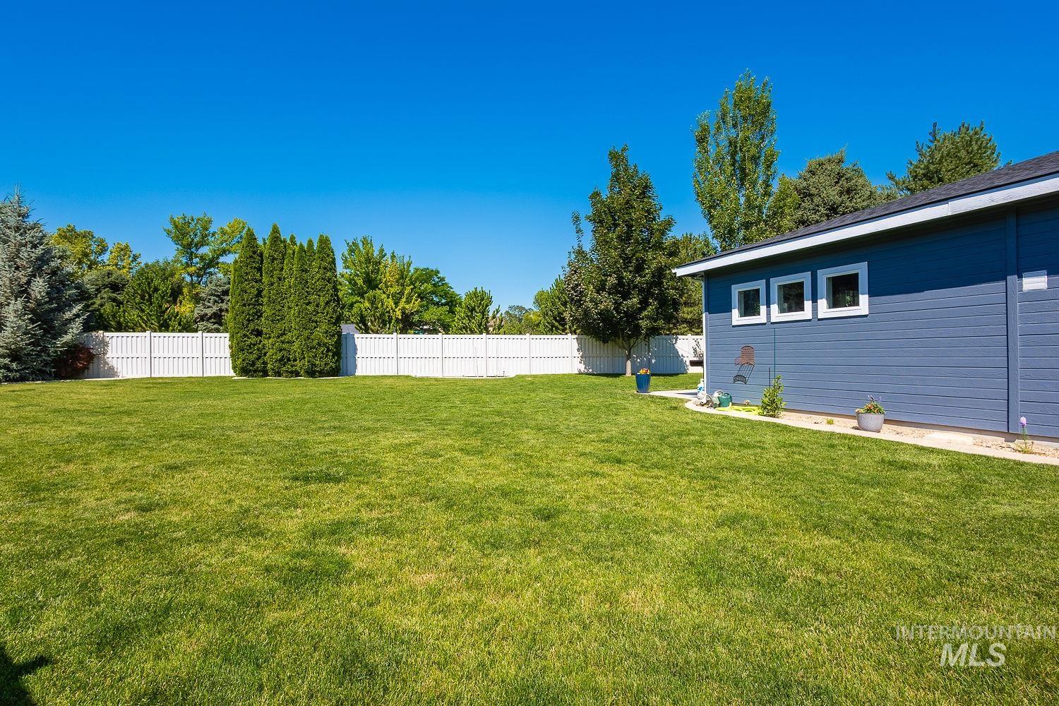 4513 S Dazzle Ave, Meridian, Idaho 83462, 3 Bedrooms, 2 Bathrooms, Residential For Sale, Price $520,000,MLS 98992738