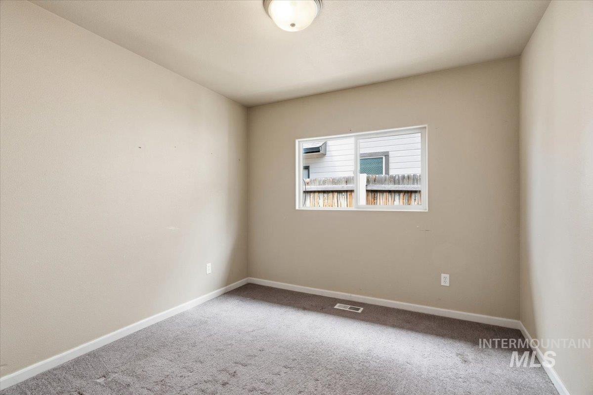 10110 W Holt, Boise, Idaho 83704, 3 Bedrooms, 2 Bathrooms, Residential For Sale, Price $420,000, 98992741