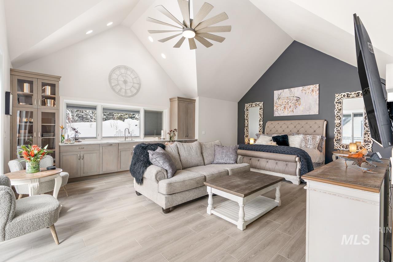649 Migratory Ridge Way, McCall, Idaho 83638, 5 Bedrooms, 7.5 Bathrooms, Residential For Sale, Price $11,450,000, 98992745