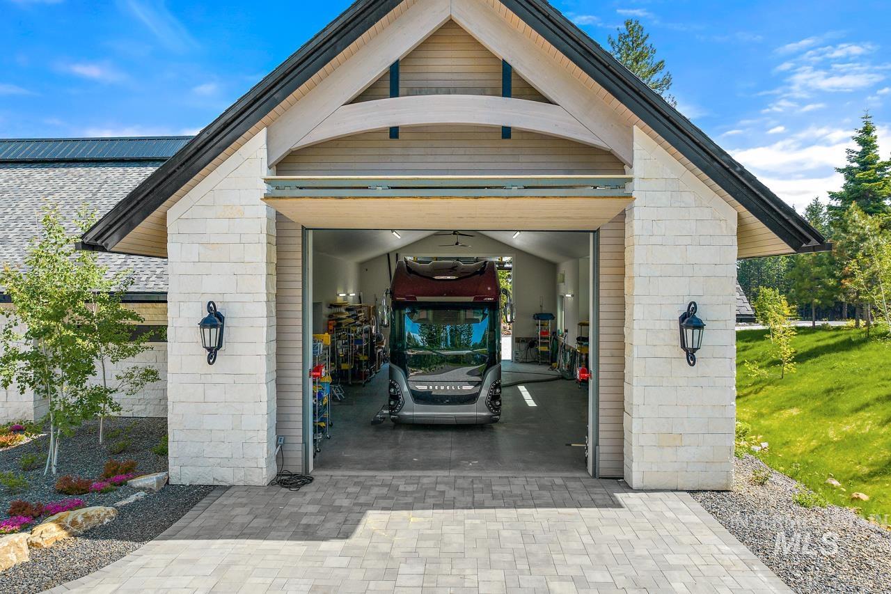 649 Migratory Ridge Way, McCall, Idaho 83638, 5 Bedrooms, 7.5 Bathrooms, Residential For Sale, Price $11,450,000, 98992745
