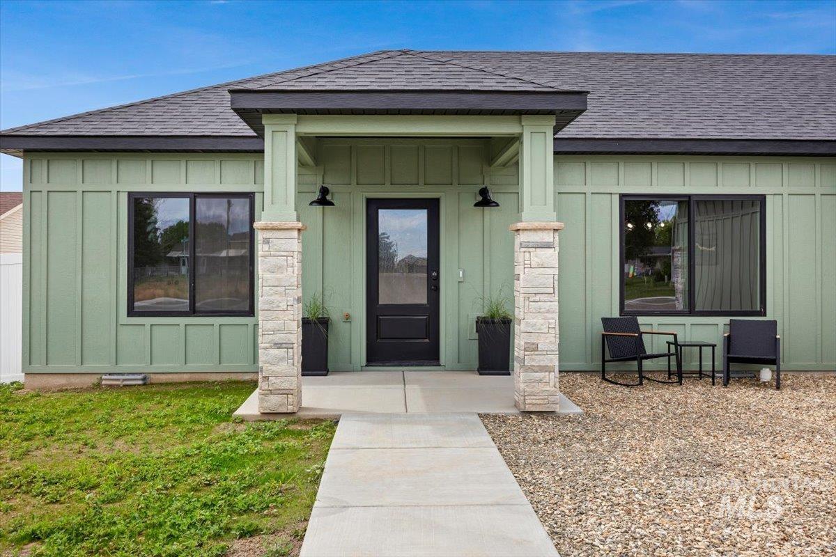 1201 Jade Dr, Rupert, Idaho 83350, 4 Bedrooms, 2 Bathrooms, Residential For Sale, Price $389,000, 98992748