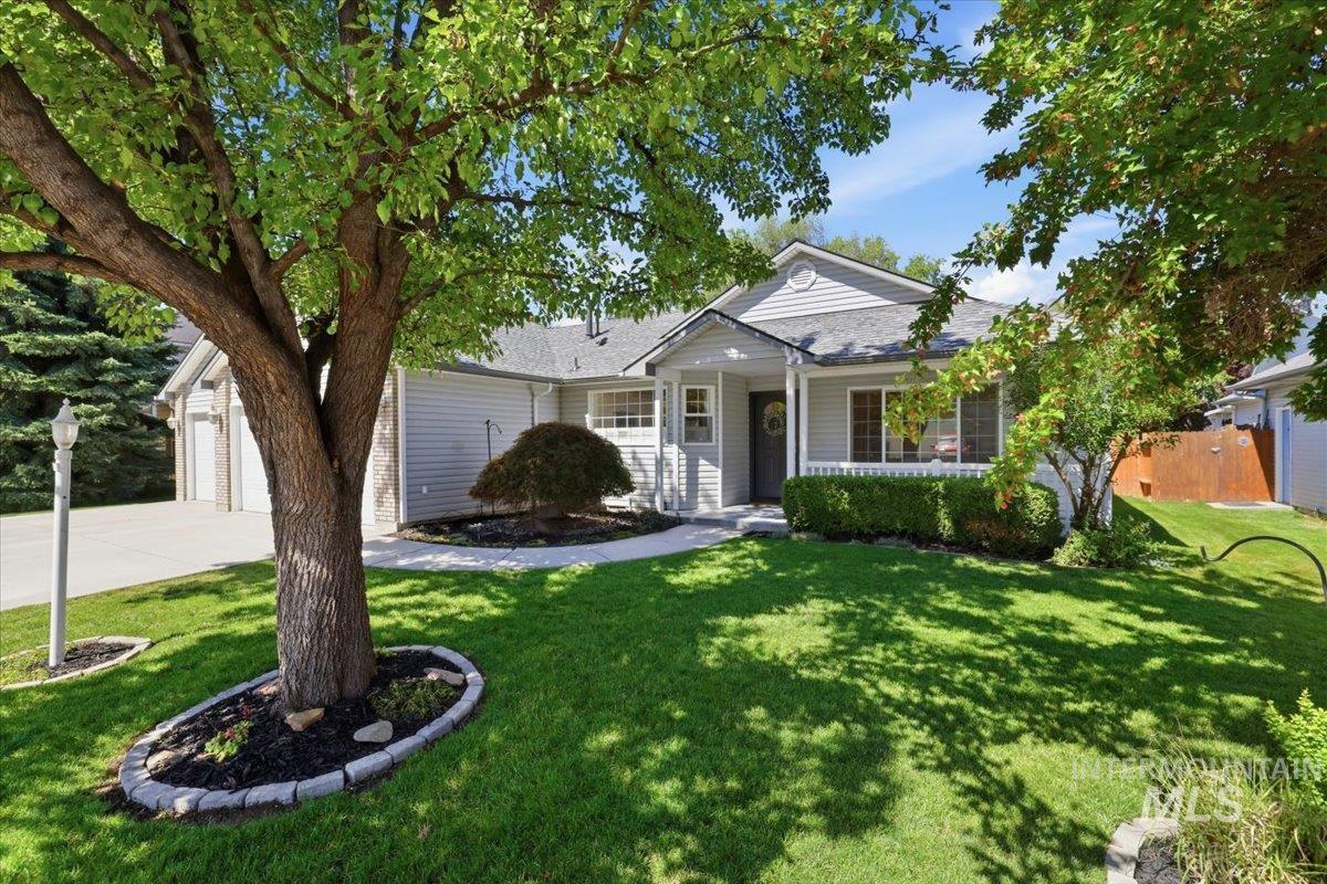 2075 N Springland Pl, Boise, Idaho 83713, 4 Bedrooms, 2.5 Bathrooms, Residential For Sale, Price $515,000, 98992749