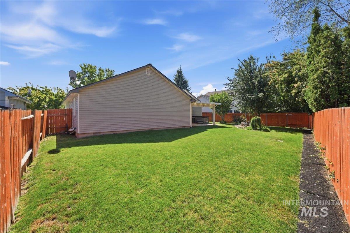 2075 N Springland Pl, Boise, Idaho 83713, 4 Bedrooms, 2.5 Bathrooms, Residential For Sale, Price $515,000, 98992749