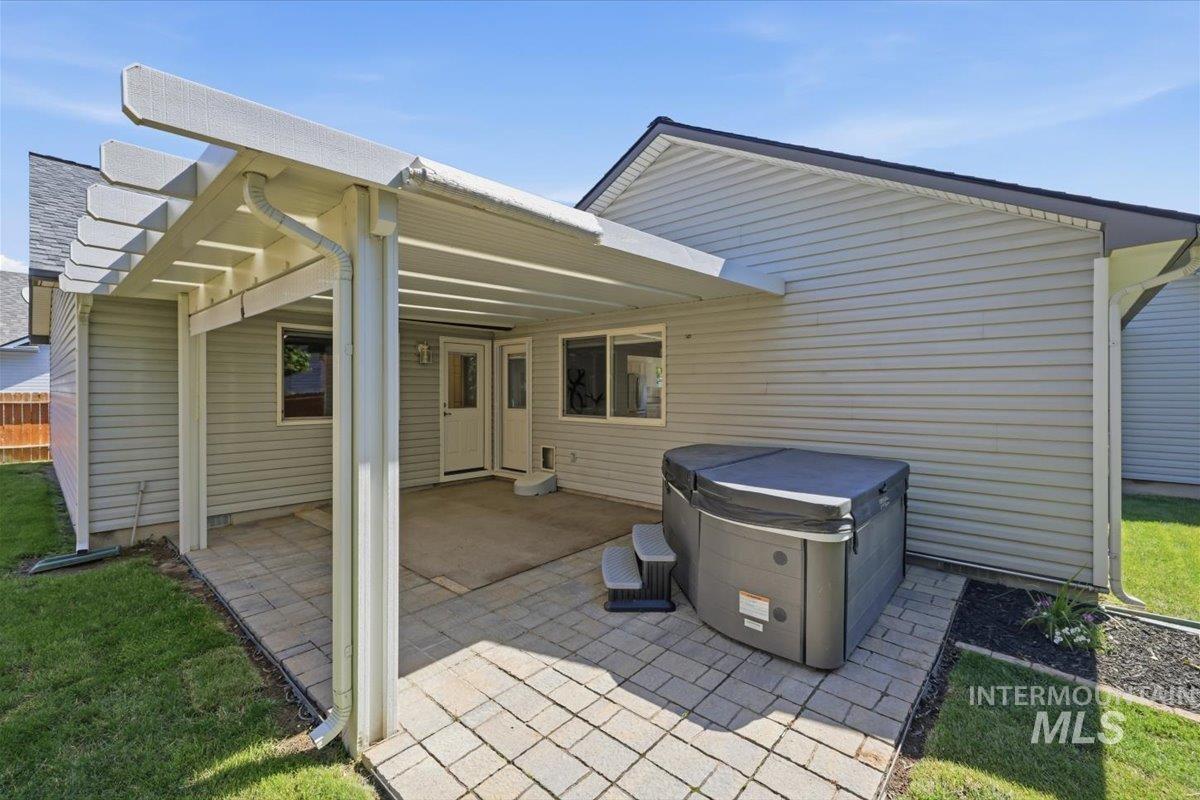 2075 N Springland Pl, Boise, Idaho 83713, 4 Bedrooms, 2.5 Bathrooms, Residential For Sale, Price $515,000, 98992749