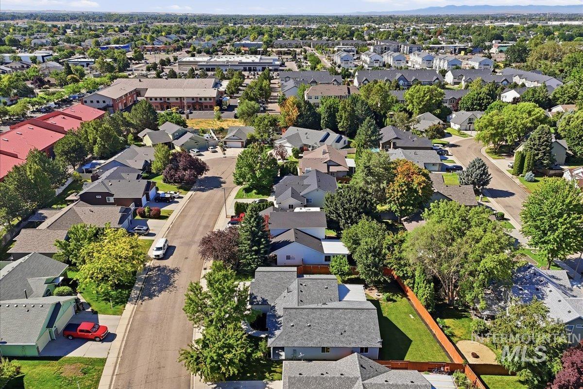 2075 N Springland Pl, Boise, Idaho 83713, 4 Bedrooms, 2.5 Bathrooms, Residential For Sale, Price $515,000, 98992749