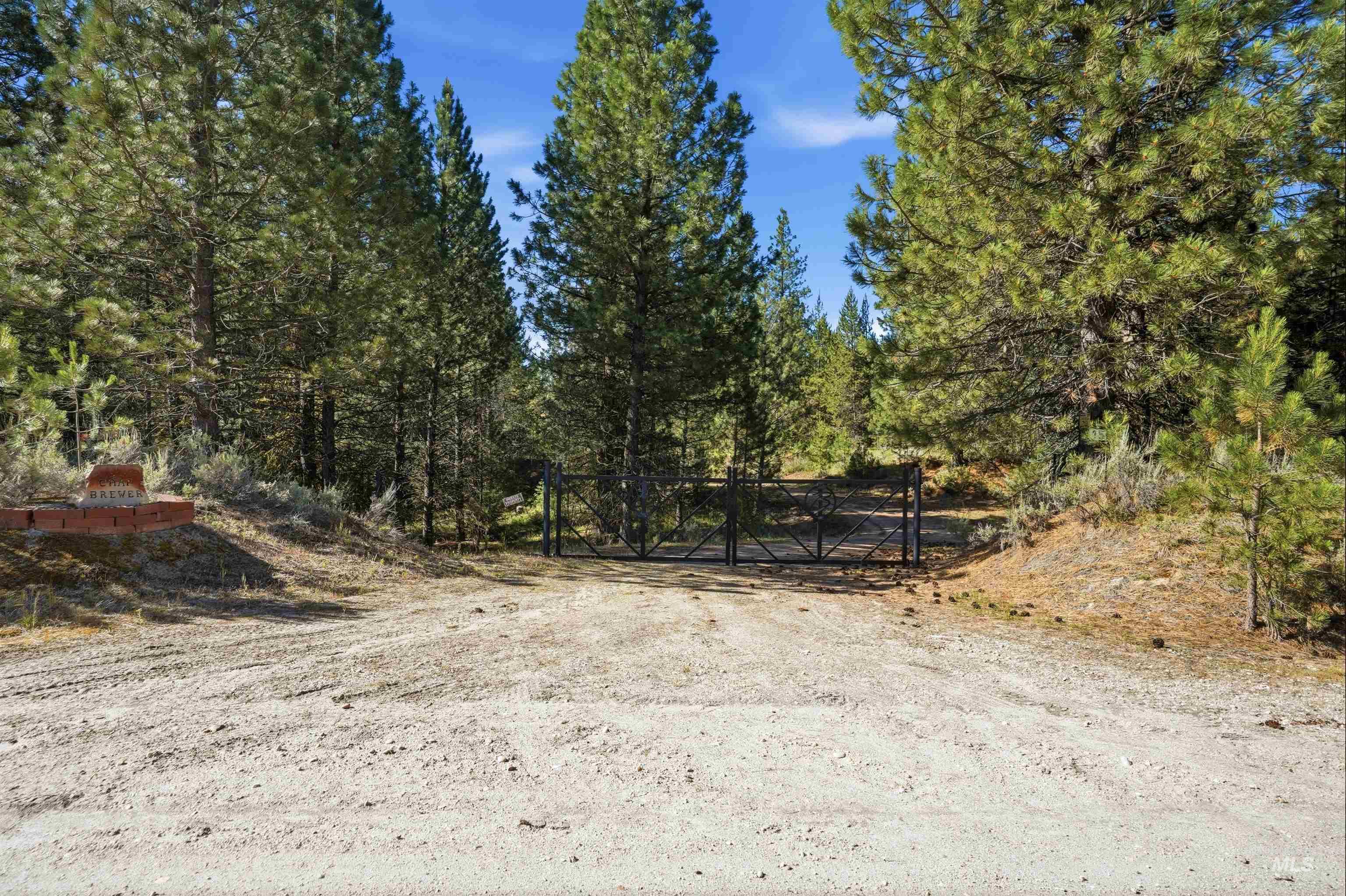 15 Coit Dr, Cascade, Idaho 83611-5527, Land For Sale, Price $259,900,MLS 98992751