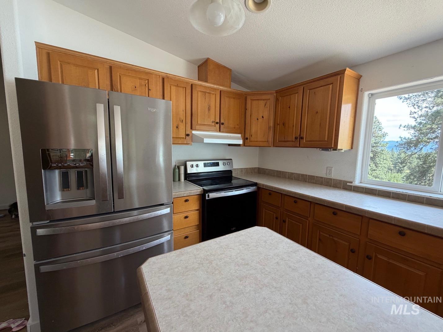 1224 Woodside Rd, Cascade, Idaho 83611, 3 Bedrooms, 2 Bathrooms, Residential For Sale, Price $499,000, 98992752