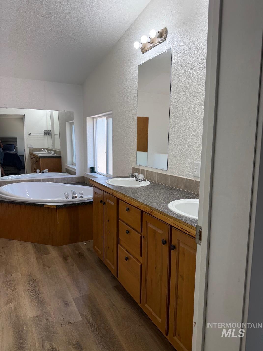 1224 Woodside Rd, Cascade, Idaho 83611, 3 Bedrooms, 2 Bathrooms, Residential For Sale, Price $499,000, 98992752