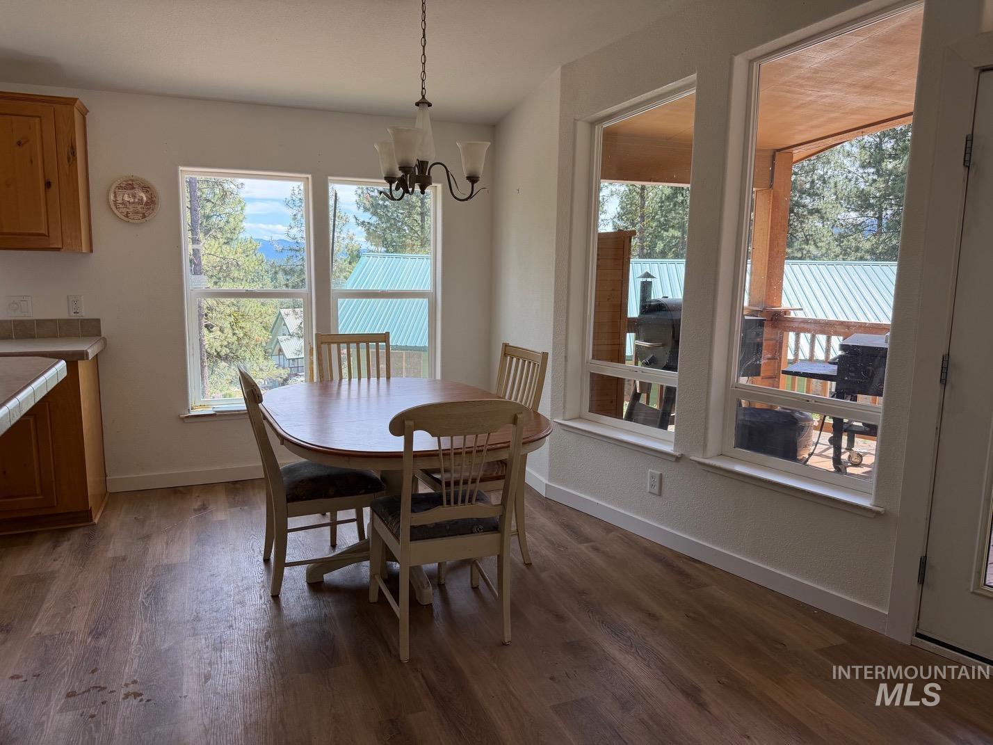 1224 Woodside Rd, Cascade, Idaho 83611, 3 Bedrooms, 2 Bathrooms, Residential For Sale, Price $499,000, 98992752
