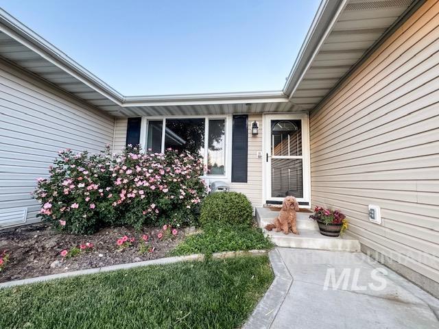 808 O'Leary Way, Twin Falls, Idaho 83301, 4 Bedrooms, 2 Bathrooms, Residential For Sale, Price $490,000,MLS 98992754