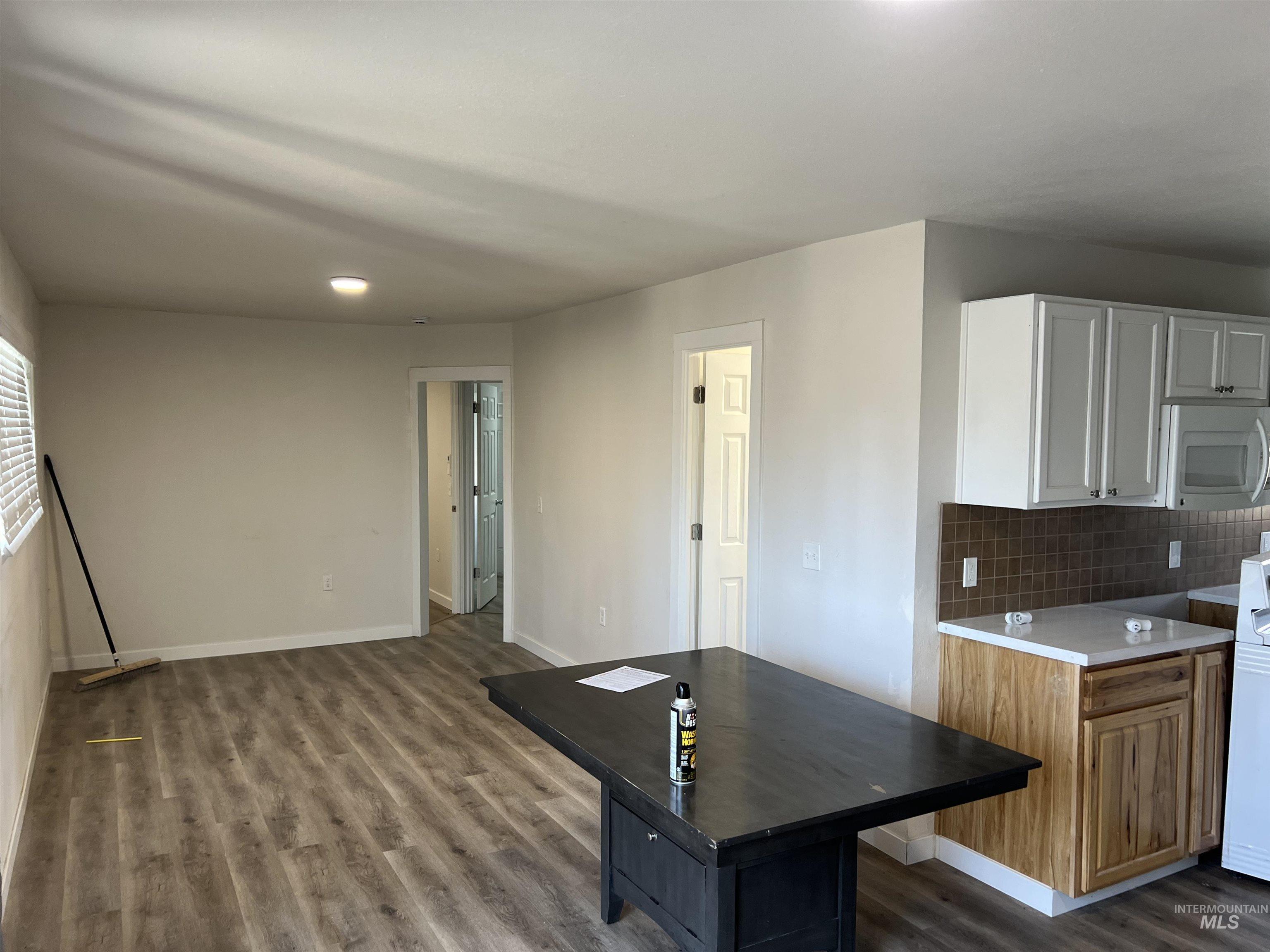 202 3rd St, Melba, Idaho 83641, 5 Rooms, Business/Commercial For Sale, Price $329,000, 98992756