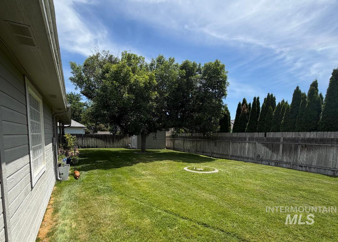 441 War Eagle Way, Nampa, Idaho 83686, 3 Bedrooms, 2 Bathrooms, Residential For Sale, Price $475,000,MLS 98992757