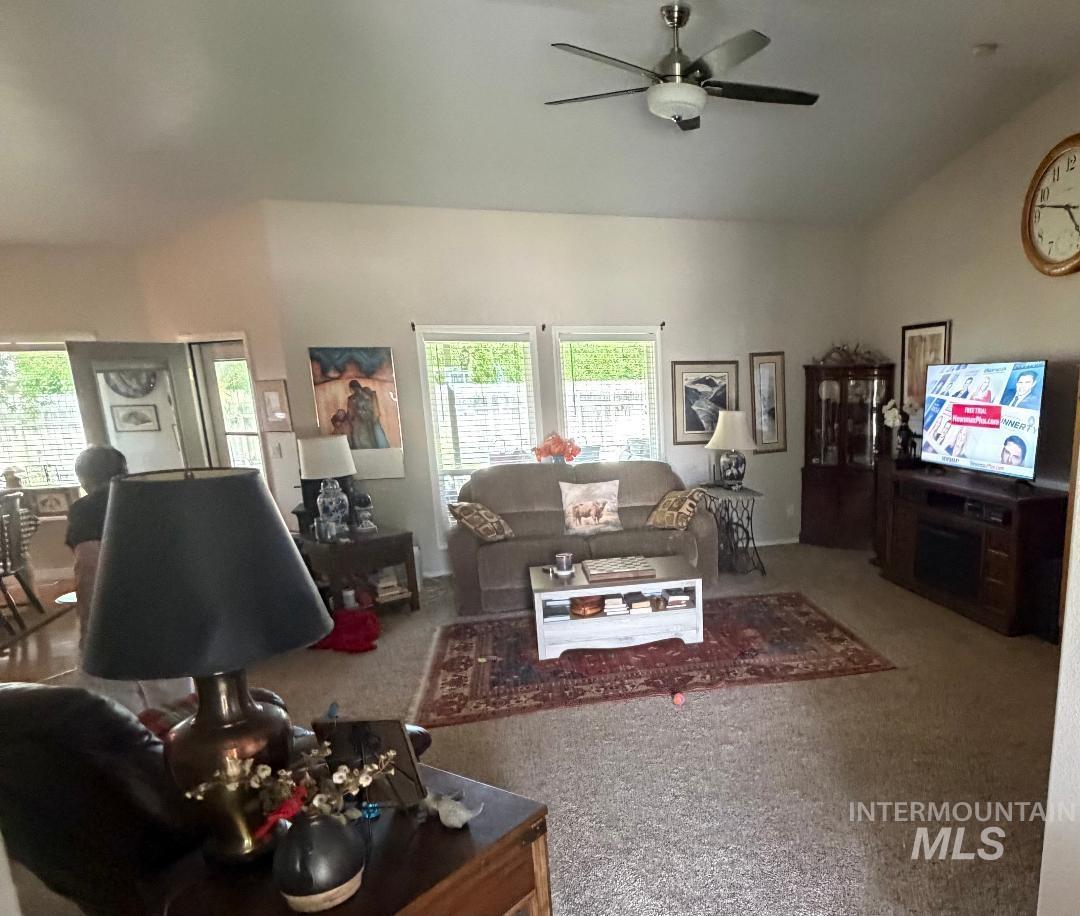 441 War Eagle Way, Nampa, Idaho 83686, 3 Bedrooms, 2 Bathrooms, Residential For Sale, Price $475,000,MLS 98992757