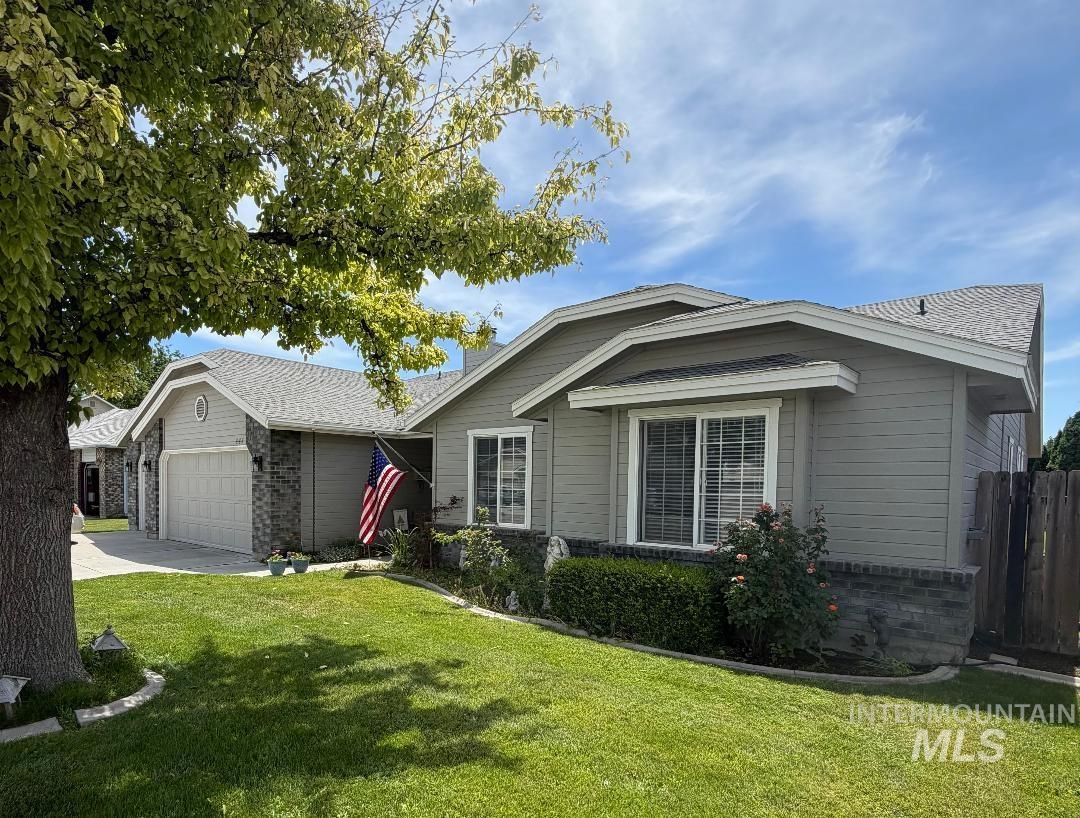441 War Eagle Way, Nampa, Idaho 83686, 3 Bedrooms, 2 Bathrooms, Residential For Sale, Price $475,000,MLS 98992757