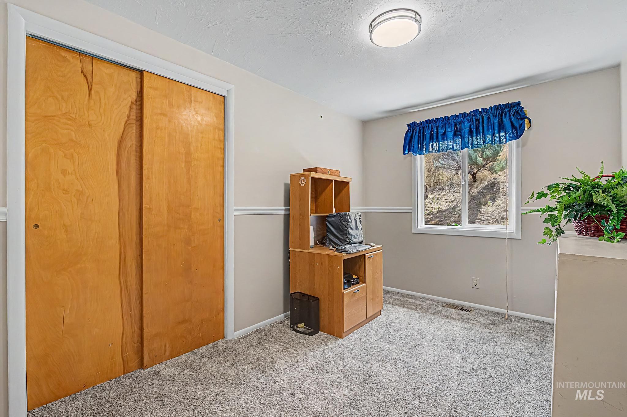 4311 Frozen Dog Rd, Emmett, Idaho 83617, 3 Bedrooms, 2 Bathrooms, Residential For Sale, Price $499,999,MLS 98992760