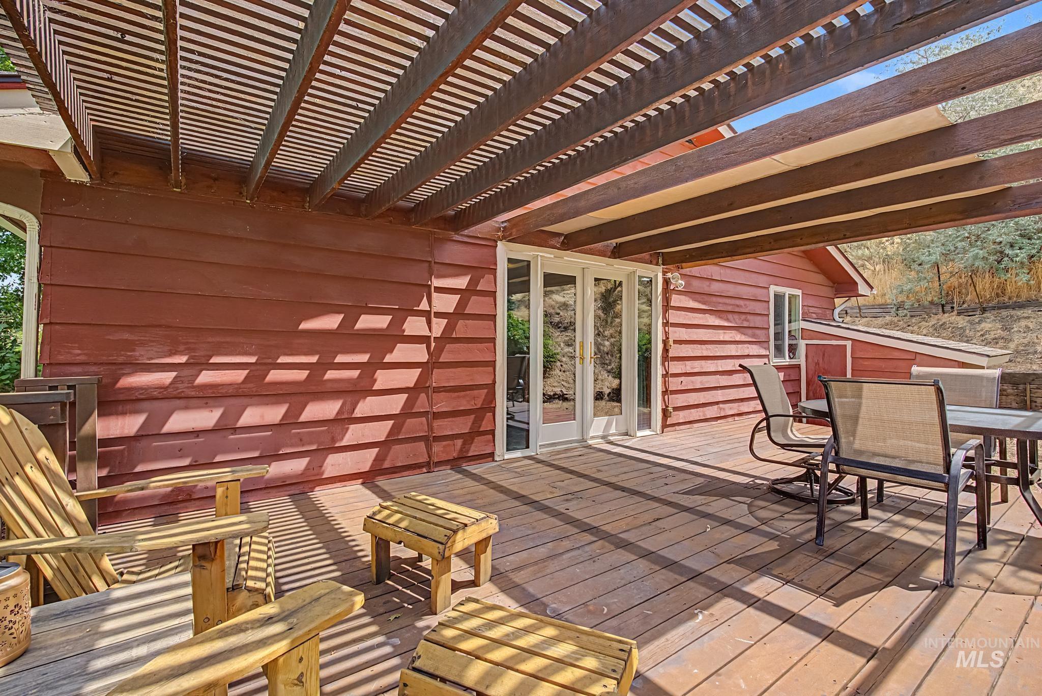 4311 Frozen Dog Rd, Emmett, Idaho 83617, 3 Bedrooms, 2 Bathrooms, Residential For Sale, Price $499,999,MLS 98992760