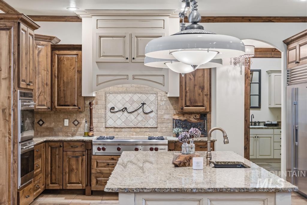 532 N White Sage Way, Eagle, Idaho 83616, 5 Bedrooms, 4.5 Bathrooms, Residential For Sale, Price $2,395,000, 98992761