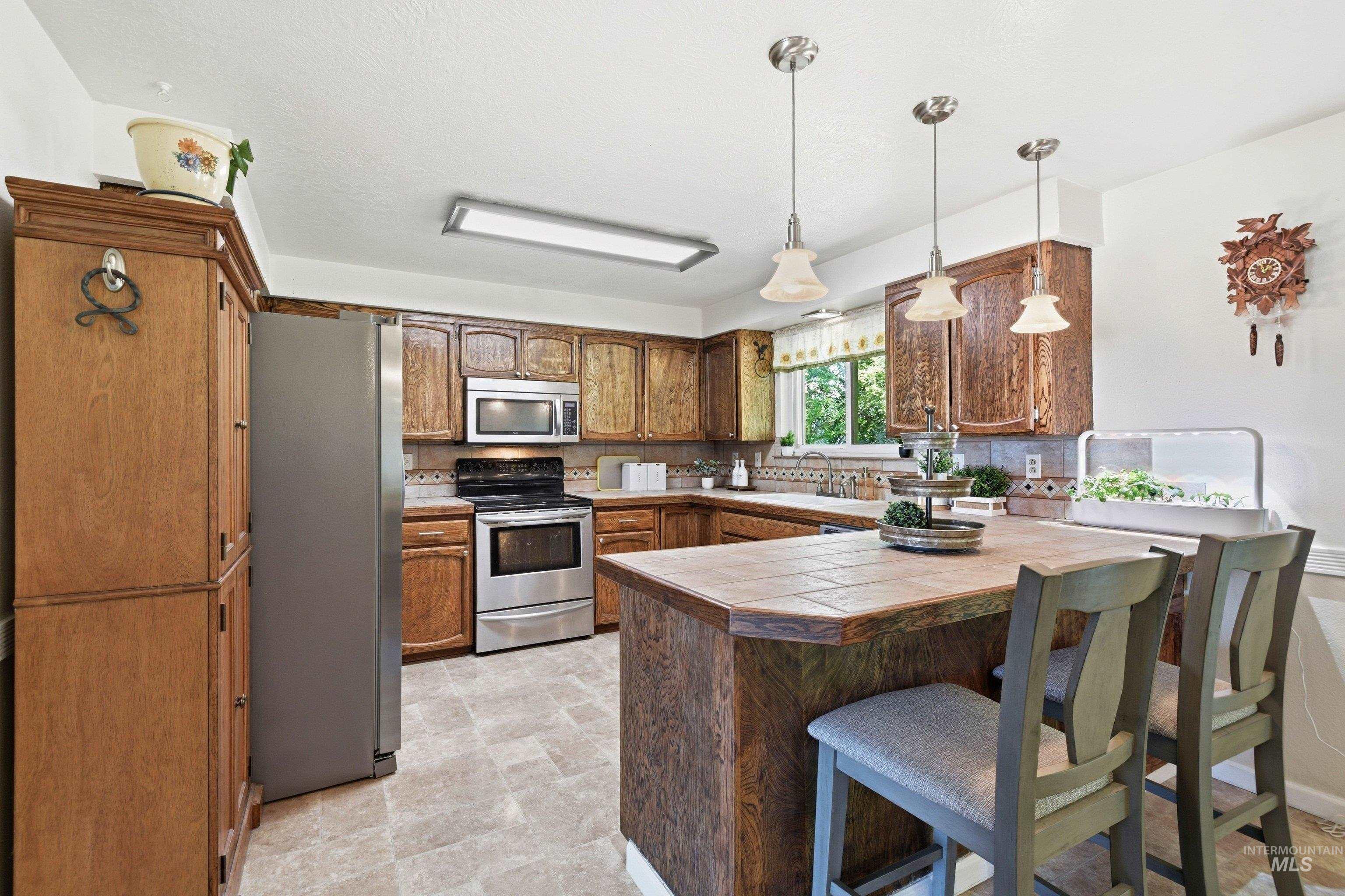 15095 David St, Caldwell, Idaho 83607, 4 Bedrooms, 3 Bathrooms, Residential For Sale, Price $524,900,MLS 98992762