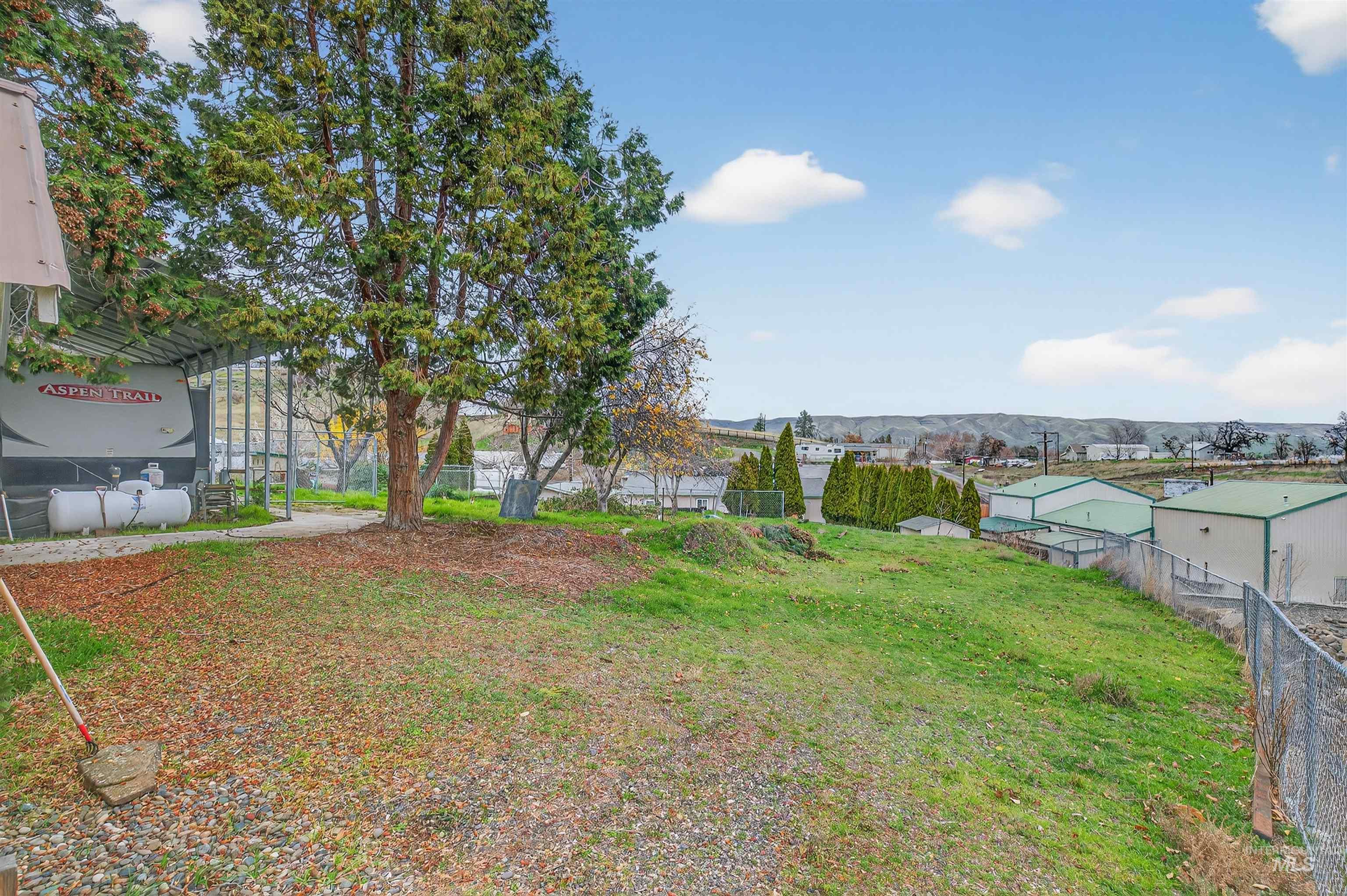 1373 Toby lane, Clarkston, Washington 99403, 3 Bedrooms, 2 Bathrooms, Residential For Sale, Price $479,000,MLS 98992763