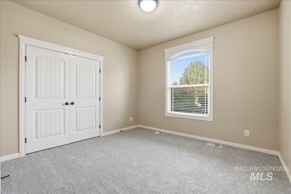 11739 W Creekrapids Dr, Star, Idaho 83669, 4 Bedrooms, 3 Bathrooms, Residential For Sale, Price $689,000,MLS 98992764