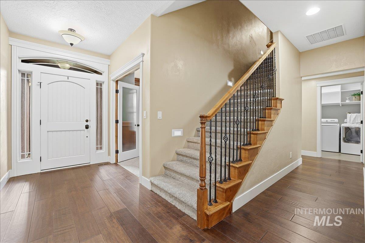 11739 W Creekrapids Dr, Star, Idaho 83669, 4 Bedrooms, 3 Bathrooms, Residential For Sale, Price $689,000,MLS 98992764