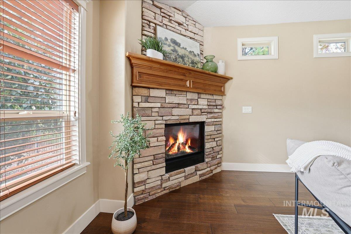 11739 W Creekrapids Dr, Star, Idaho 83669, 4 Bedrooms, 3 Bathrooms, Residential For Sale, Price $689,000,MLS 98992764