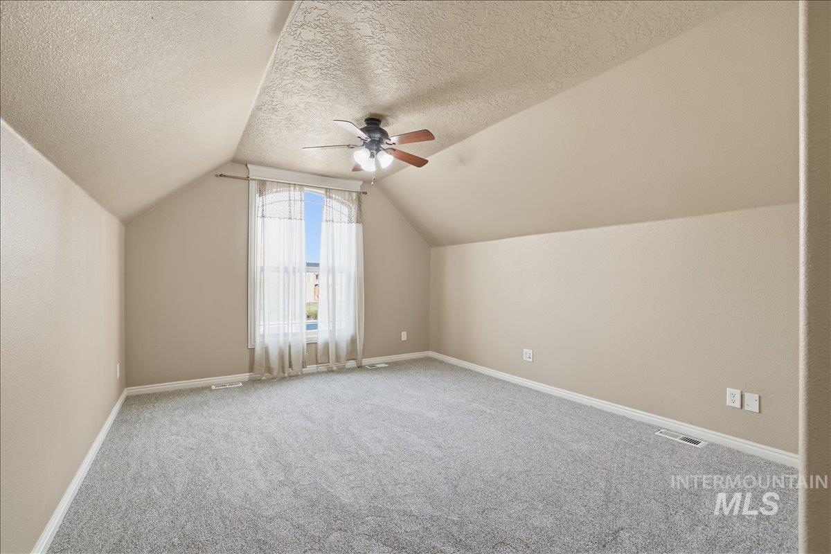 11739 W Creekrapids Dr, Star, Idaho 83669, 4 Bedrooms, 3 Bathrooms, Residential For Sale, Price $689,000,MLS 98992764
