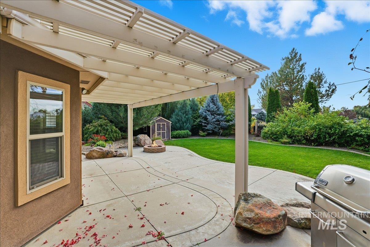 11739 W Creekrapids Dr, Star, Idaho 83669, 4 Bedrooms, 3 Bathrooms, Residential For Sale, Price $689,000,MLS 98992764