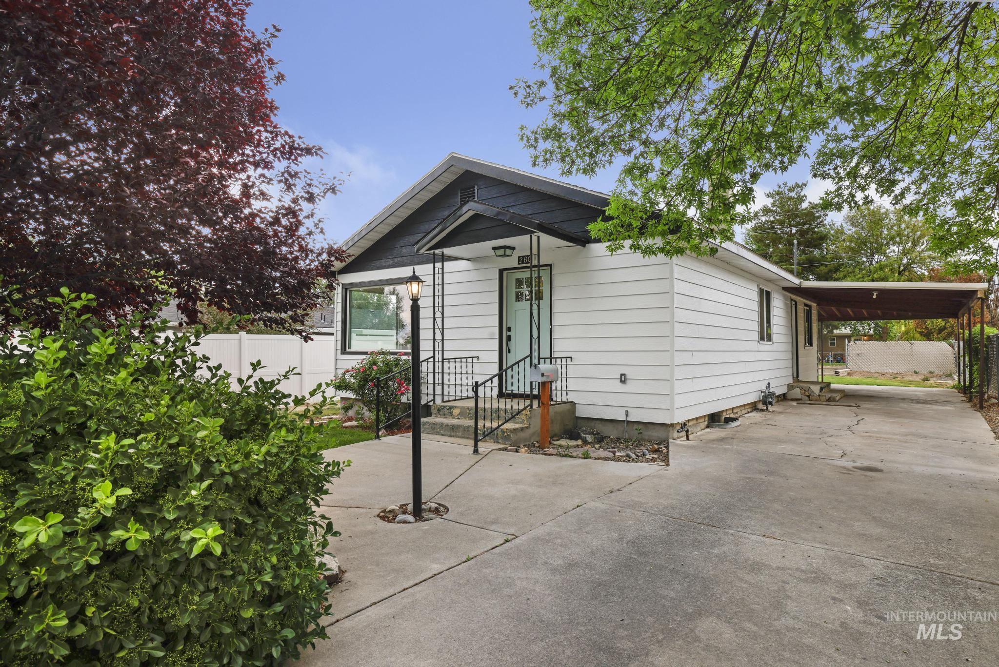 280 Harrison St, Twin Falls, Idaho 83301, 4 Bedrooms, 1 Bathroom, Residential For Sale, Price $304,999,MLS 98992765