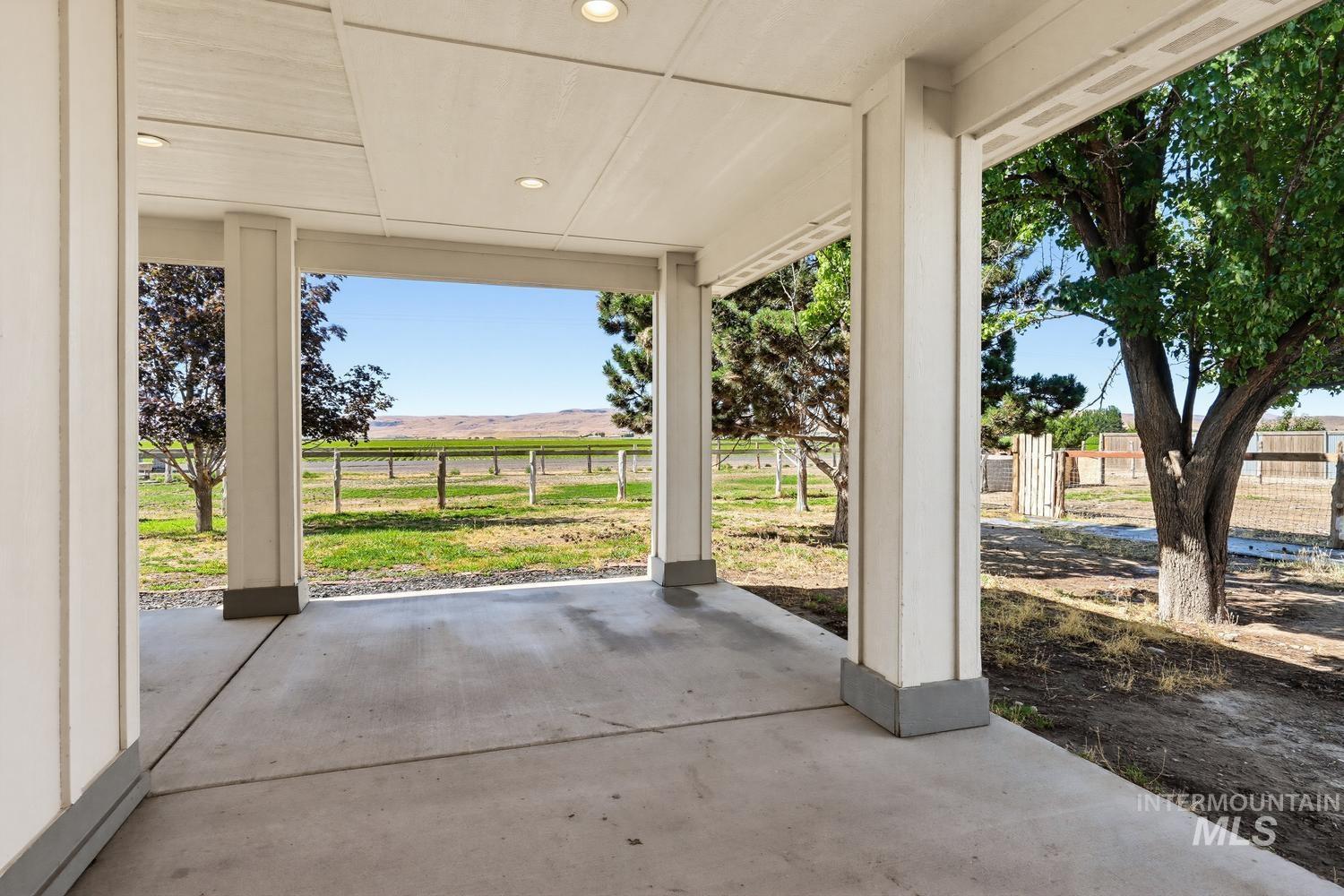2588 Market Rd, Homedale, Idaho 83628, 3 Bedrooms, 2 Bathrooms, Residential For Sale, Price $599,000,MLS 98992766