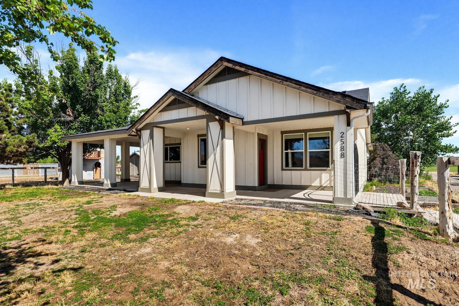 2588 Market Rd, Homedale, Idaho 83628, 3 Bedrooms, 2 Bathrooms, Residential For Sale, Price $599,000,MLS 98992766
