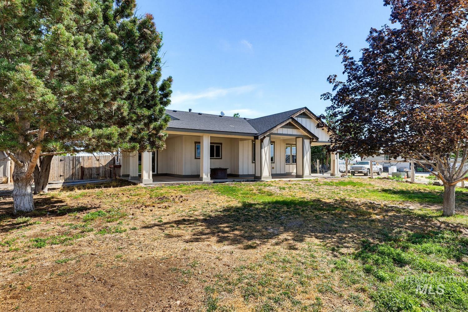 2588 Market Rd, Homedale, Idaho 83628, 3 Bedrooms, 2 Bathrooms, Residential For Sale, Price $599,000,MLS 98992766