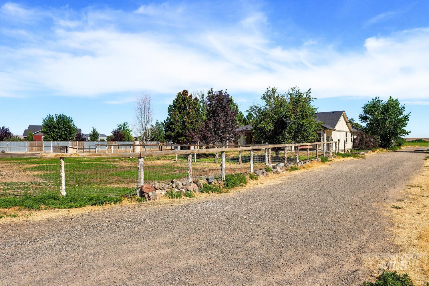 2588 Market Rd, Homedale, Idaho 83628, 3 Bedrooms, 2 Bathrooms, Residential For Sale, Price $599,000,MLS 98992766