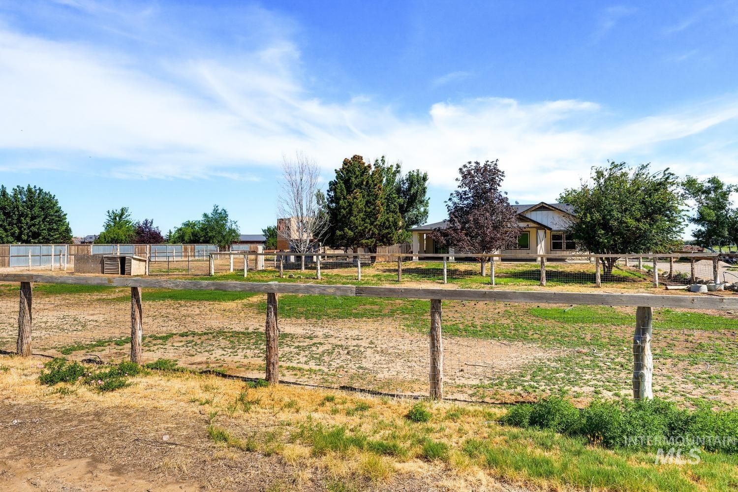 2588 Market Rd, Homedale, Idaho 83628, 3 Bedrooms, 2 Bathrooms, Residential For Sale, Price $599,000,MLS 98992766