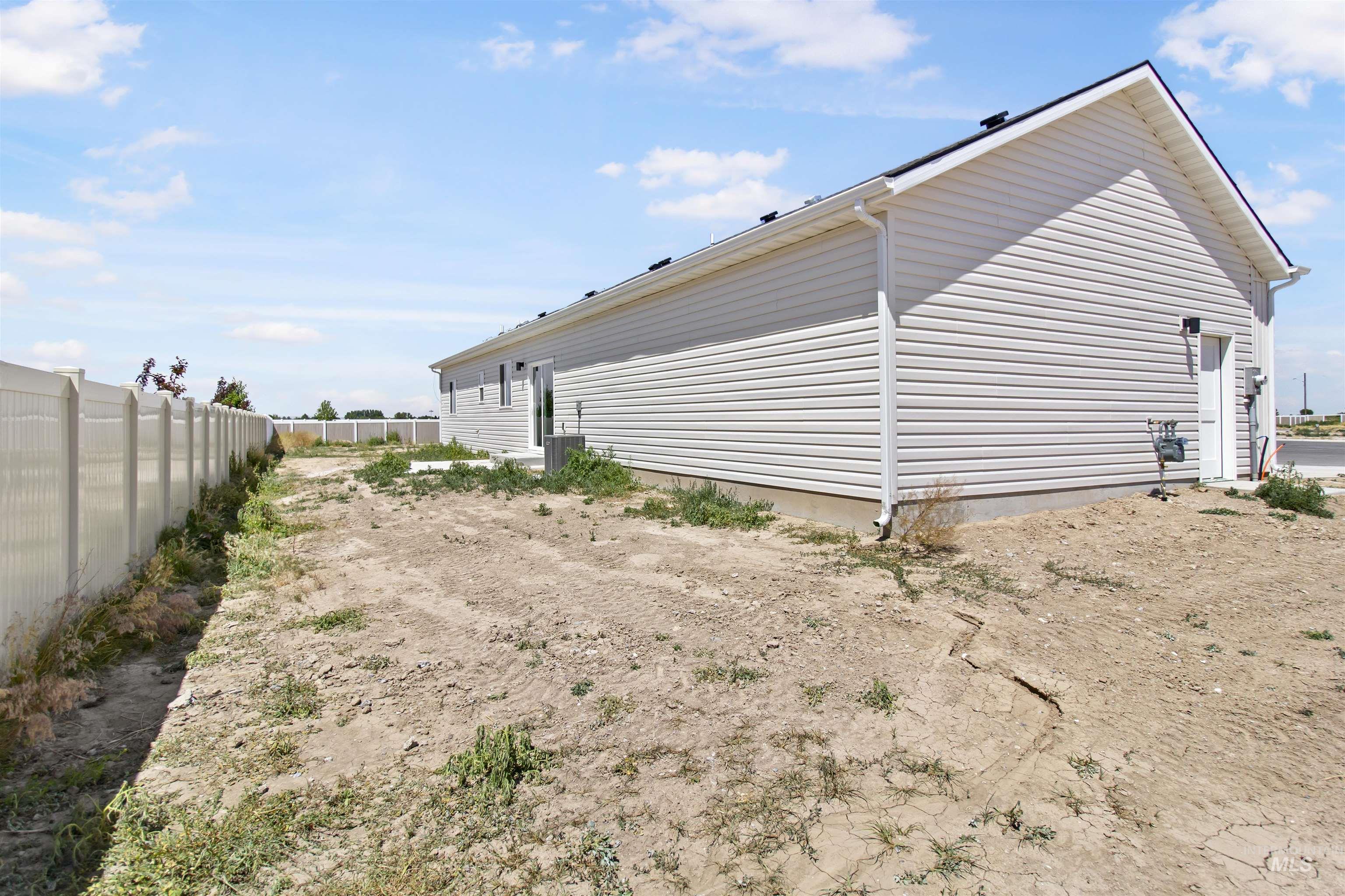 581 Gemini Ct, Twin Falls, Idaho 83301, 3 Bedrooms, 2 Bathrooms, Residential For Sale, Price $370,000,MLS 98992767
