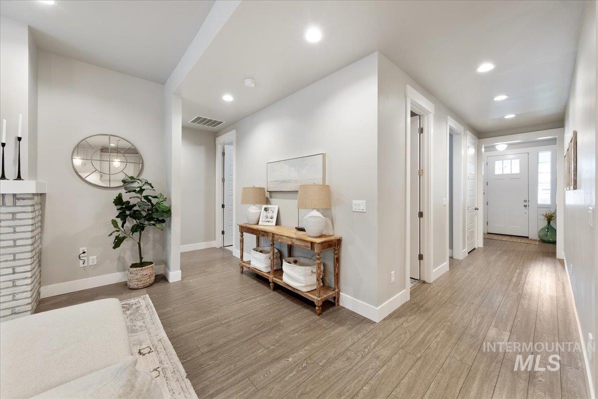 3327 E Murchison St, Meridian, Idaho 83642, 3 Bedrooms, 2.5 Bathrooms, Residential For Sale, Price $599,000,MLS 98992768