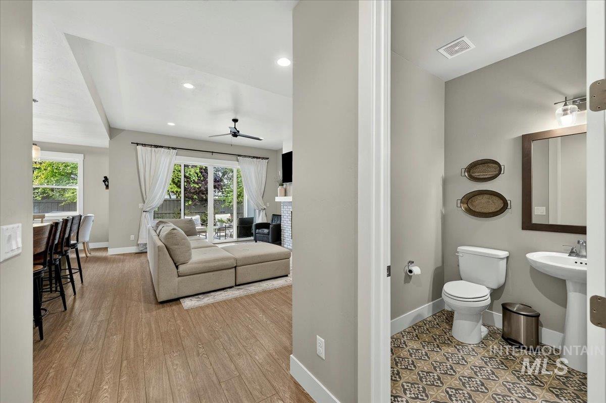 3327 E Murchison St, Meridian, Idaho 83642, 3 Bedrooms, 2.5 Bathrooms, Residential For Sale, Price $599,000,MLS 98992768