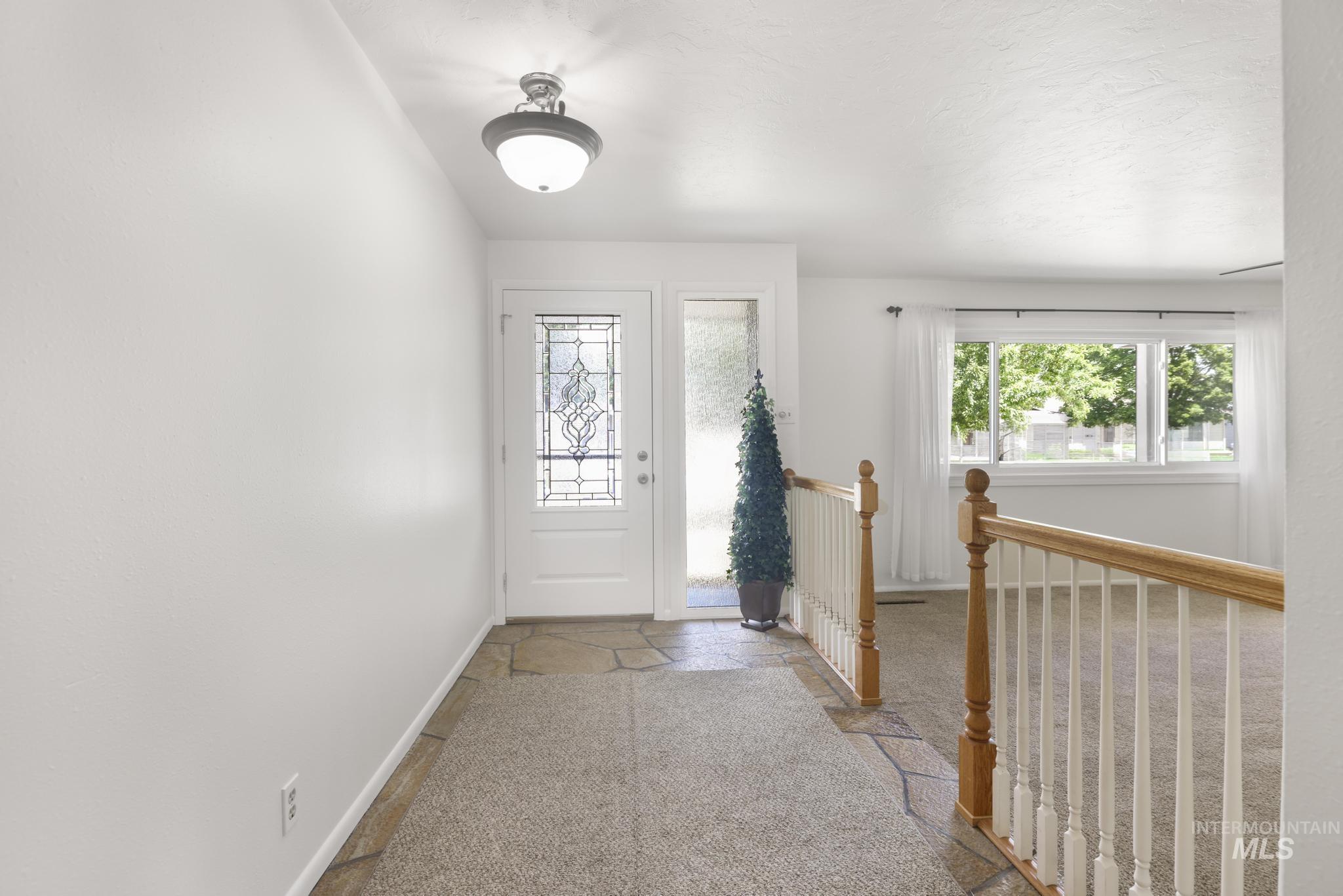 1754 Targhee Drive, Twin Falls, Idaho 83301, 3 Bedrooms, 2 Bathrooms, Residential For Sale, Price $399,900,MLS 98992770