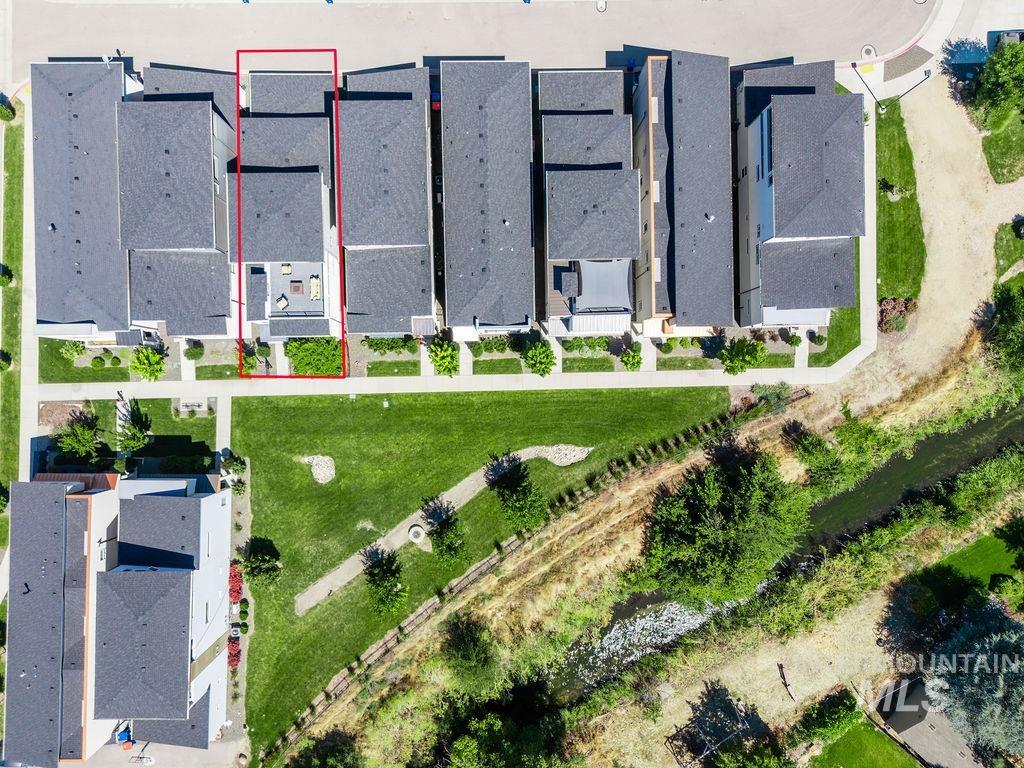 51 S Crestview Ave, Eagle, Idaho 83616-7524, 3 Bedrooms, 3 Bathrooms, Residential For Sale, Price $639,000,MLS 98992771