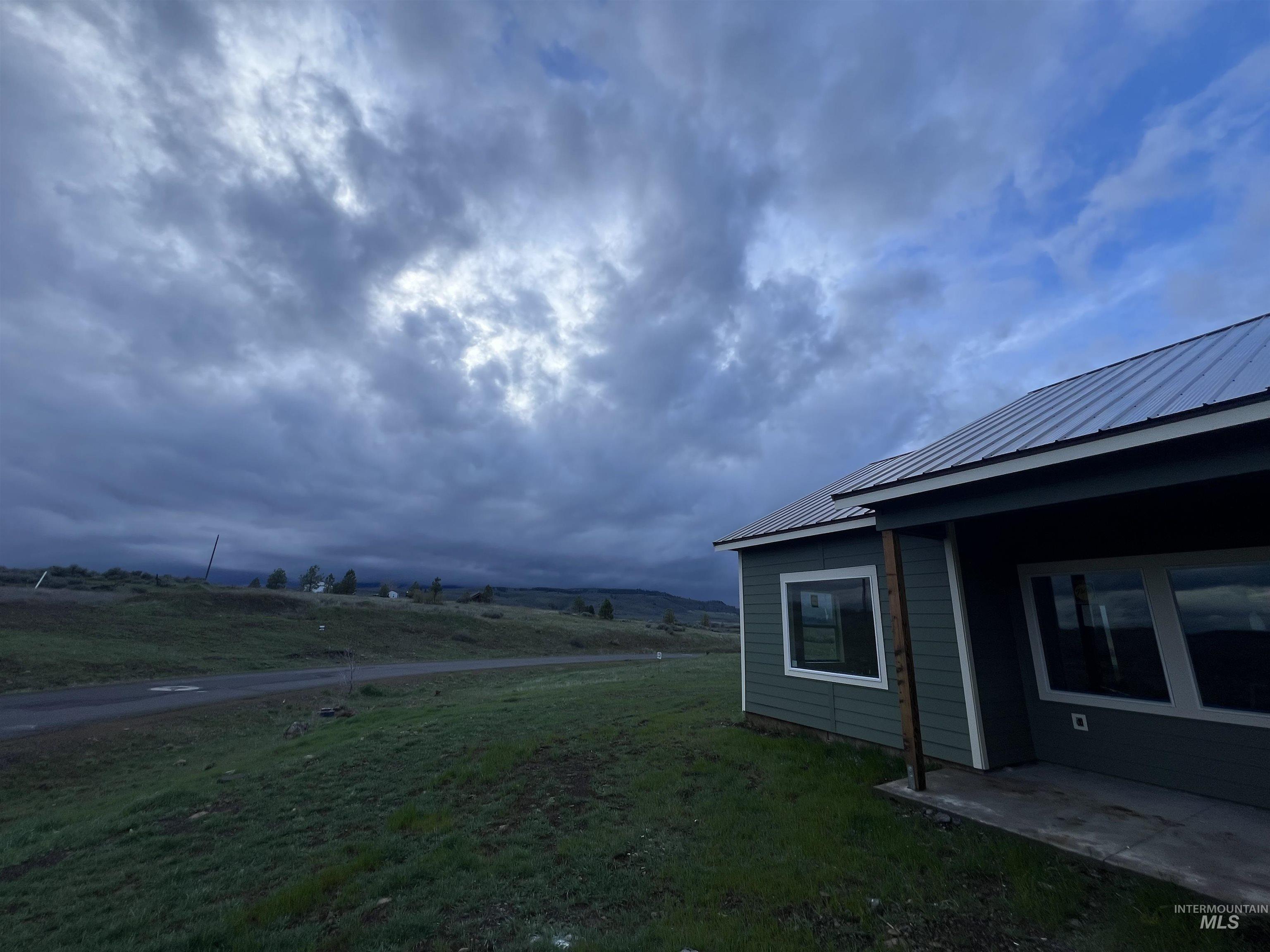 2300 Golf, Council, Idaho 83612, 3 Bedrooms, 2 Bathrooms, Residential For Sale, Price $469,000,MLS 98992774
