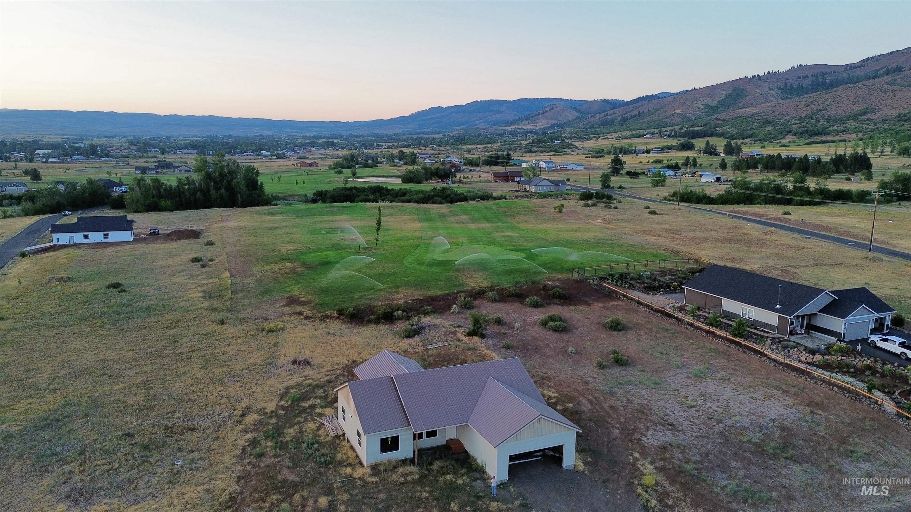 2300 Golf, Council, Idaho 83612, 3 Bedrooms, 2 Bathrooms, Residential For Sale, Price $469,000,MLS 98992774
