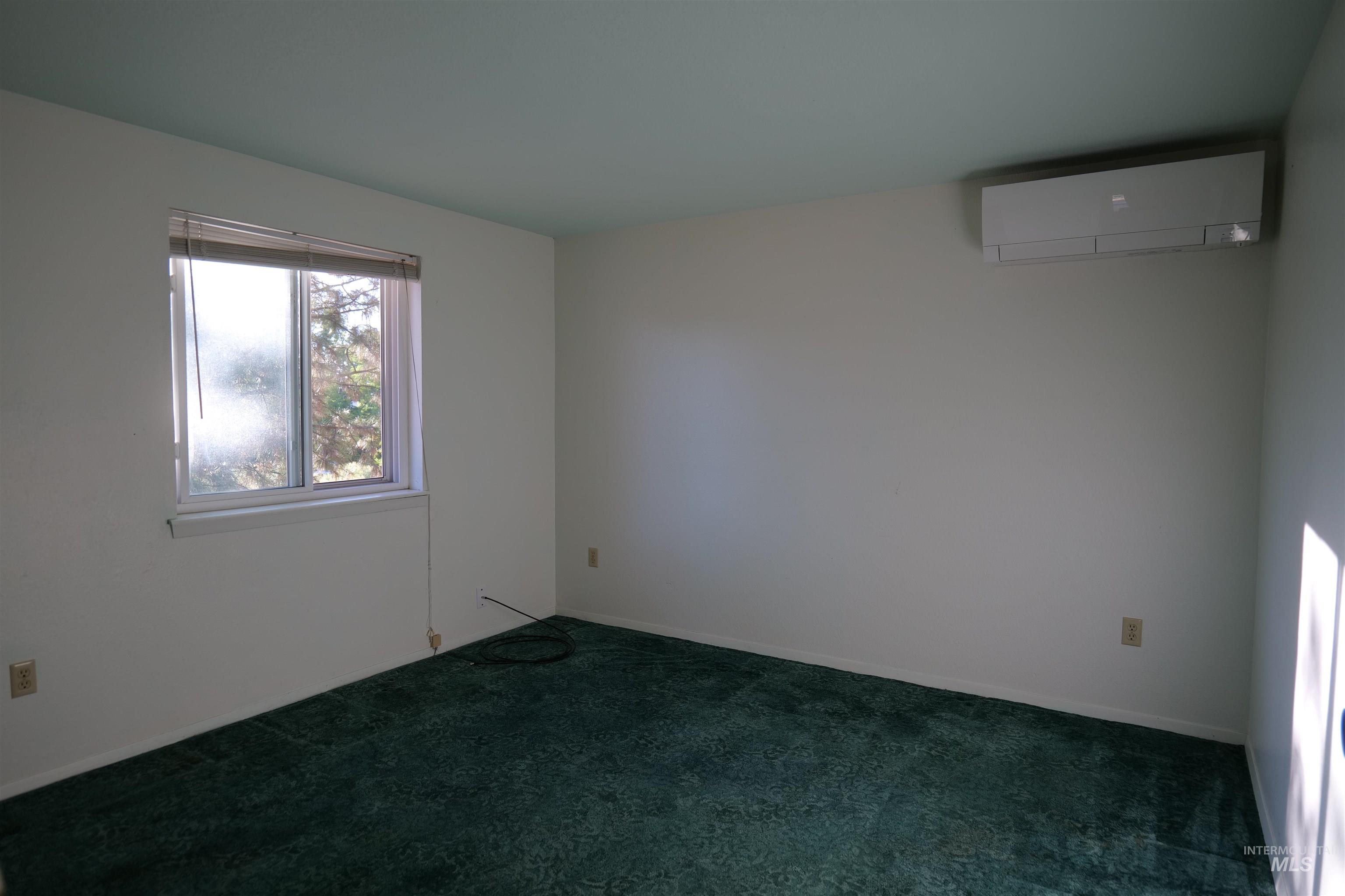 1485 E 9th St, Weiser, Idaho 83672, 3 Bedrooms, 1 Bathroom, Residential For Sale, Price $495,000,MLS 98992779