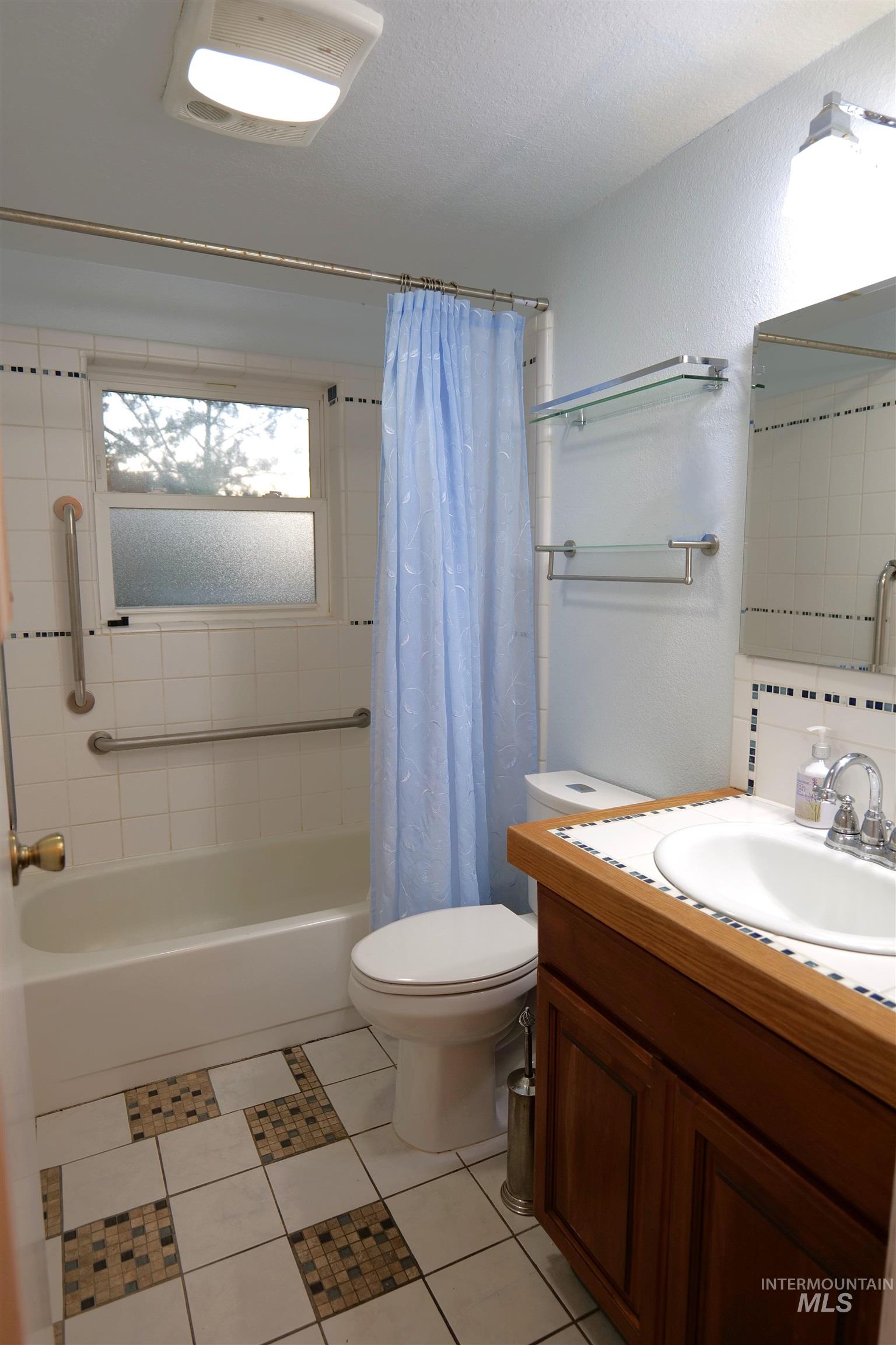 1485 E 9th St, Weiser, Idaho 83672, 3 Bedrooms, 1 Bathroom, Residential For Sale, Price $495,000,MLS 98992779