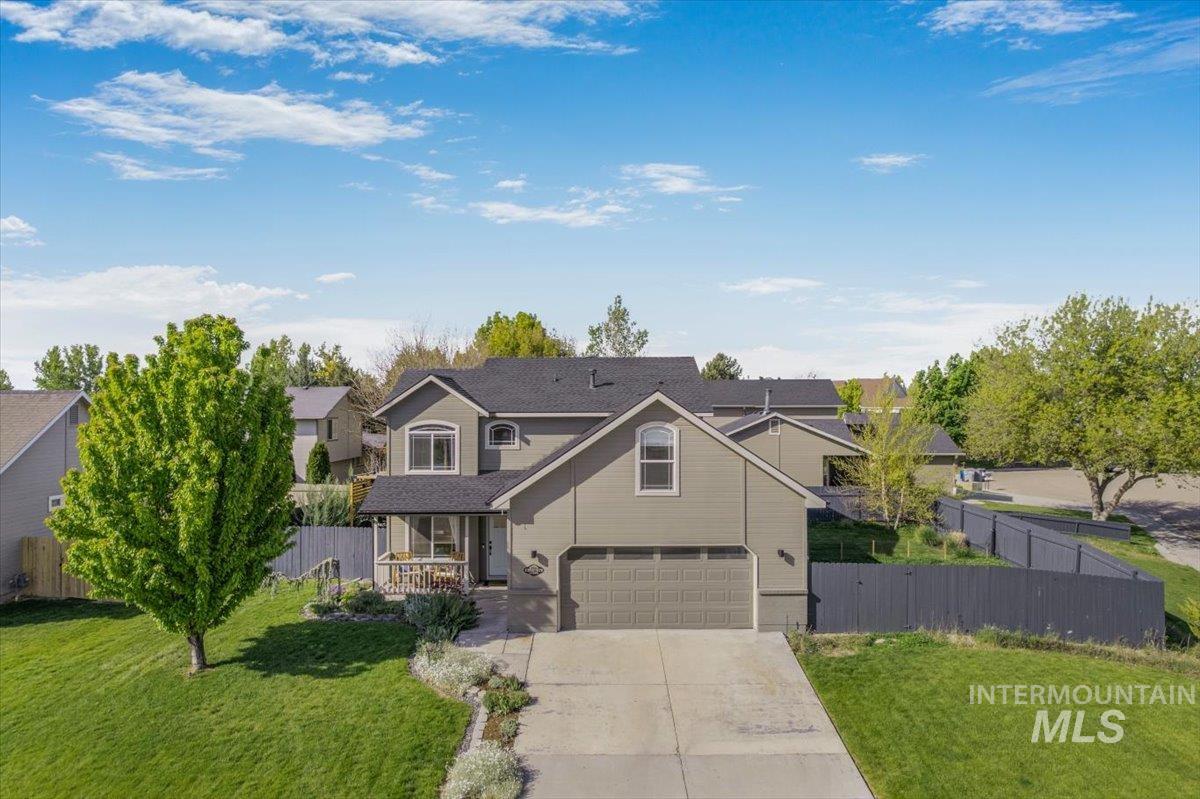 16451 Rainbow Drive, Nampa, Idaho 83687, 4 Bedrooms, 2.5 Bathrooms, Residential For Sale, Price $435,000,MLS 98992785