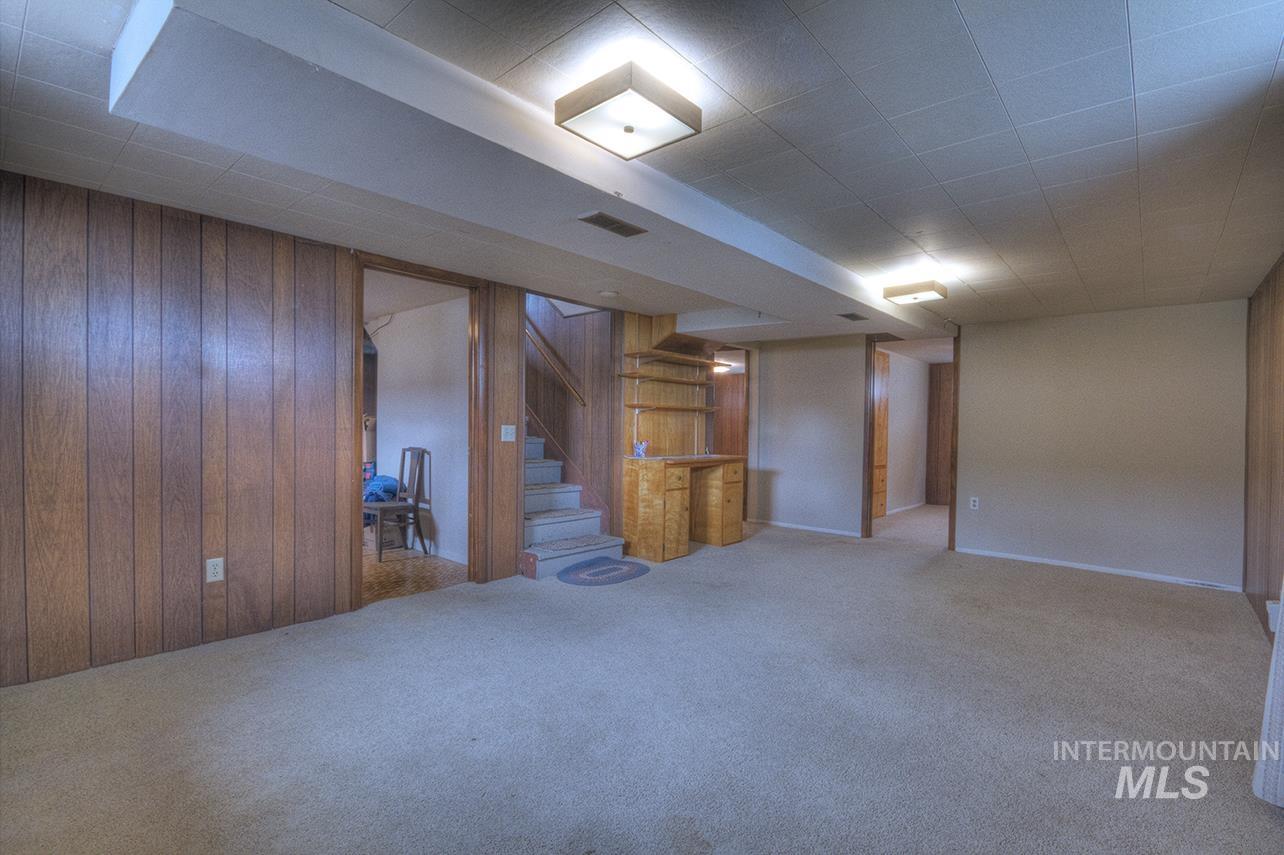 351 W Main Street South, Vale, Oregon 97918, 4 Bedrooms, 2 Bathrooms, Residential For Sale, Price $305,000,MLS 98992786
