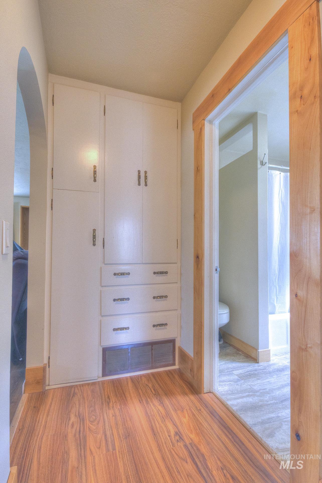 351 W Main Street South, Vale, Oregon 97918, 4 Bedrooms, 2 Bathrooms, Residential For Sale, Price $305,000,MLS 98992786